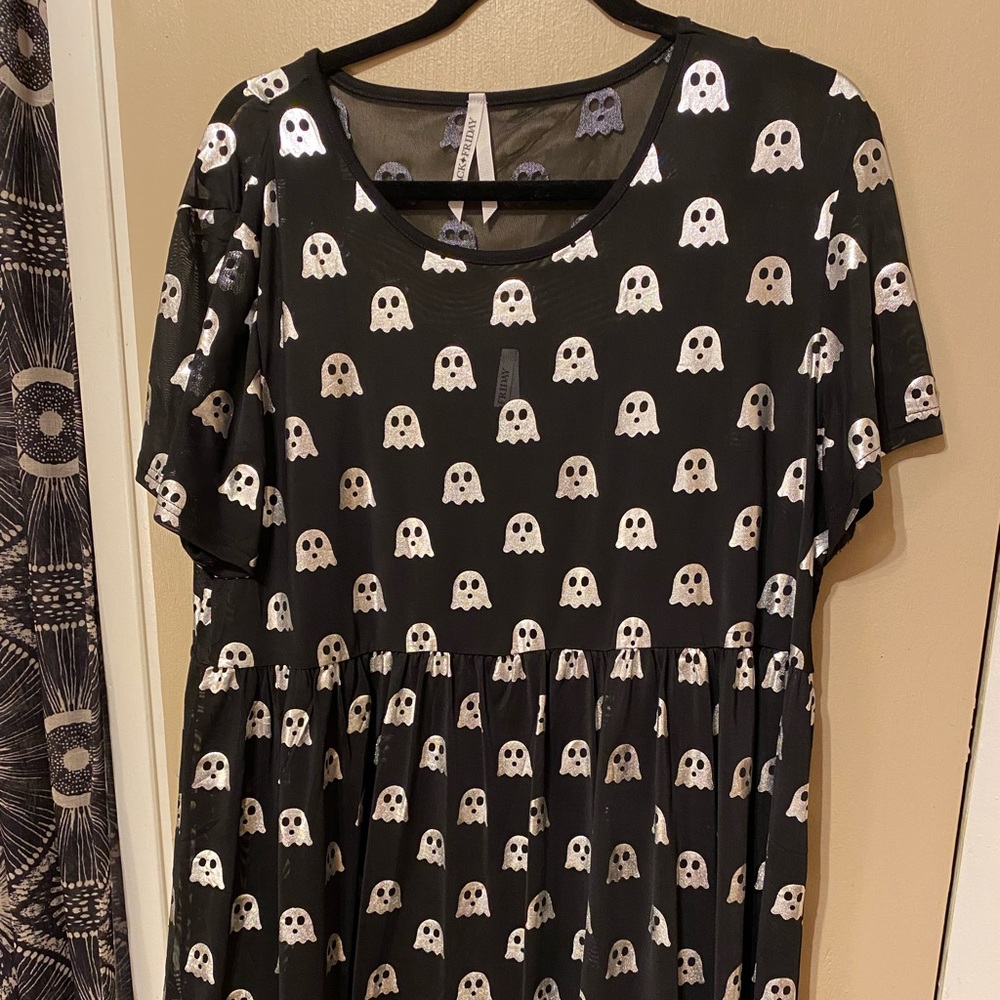 Black Friday ghost dress